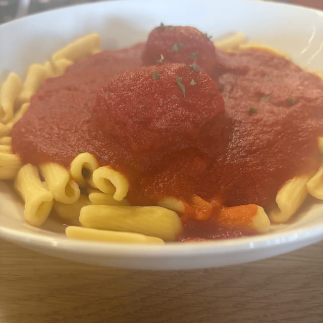 Cavatelli W/2 Meatballs.